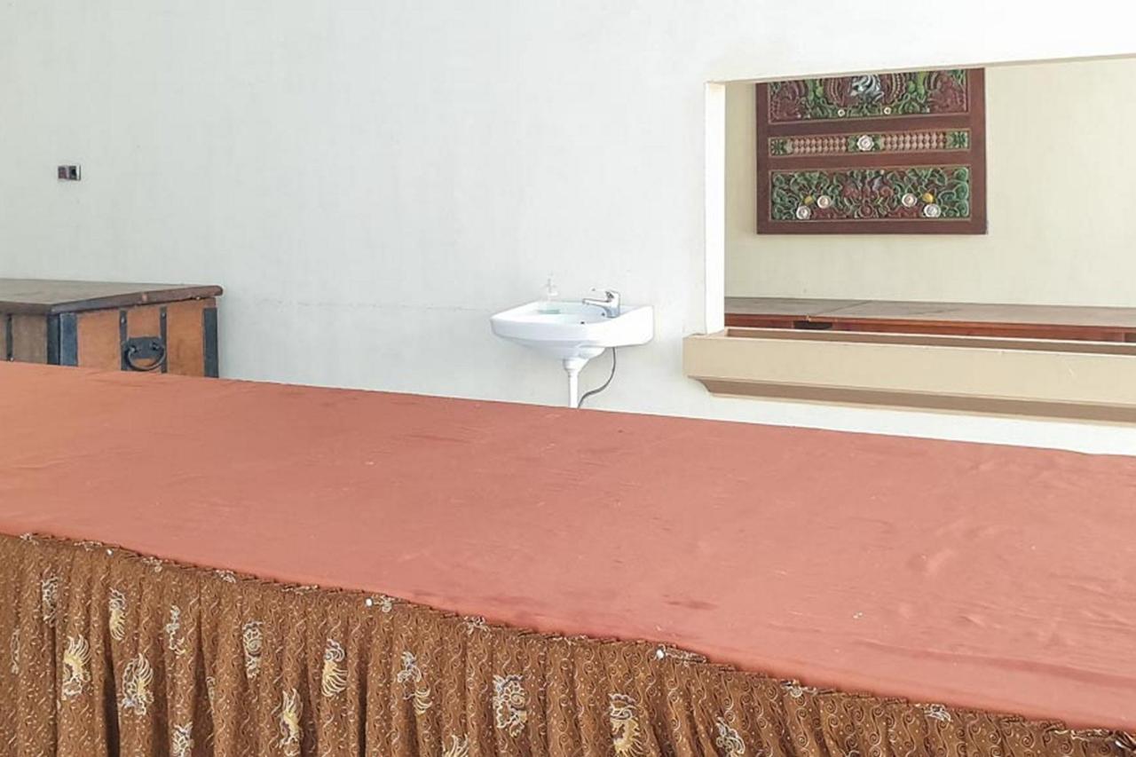 Hotel Bumi Bermi Permai Near Bermi Eco Park Mitra Reddoorz Probolinggo Exteriér fotografie