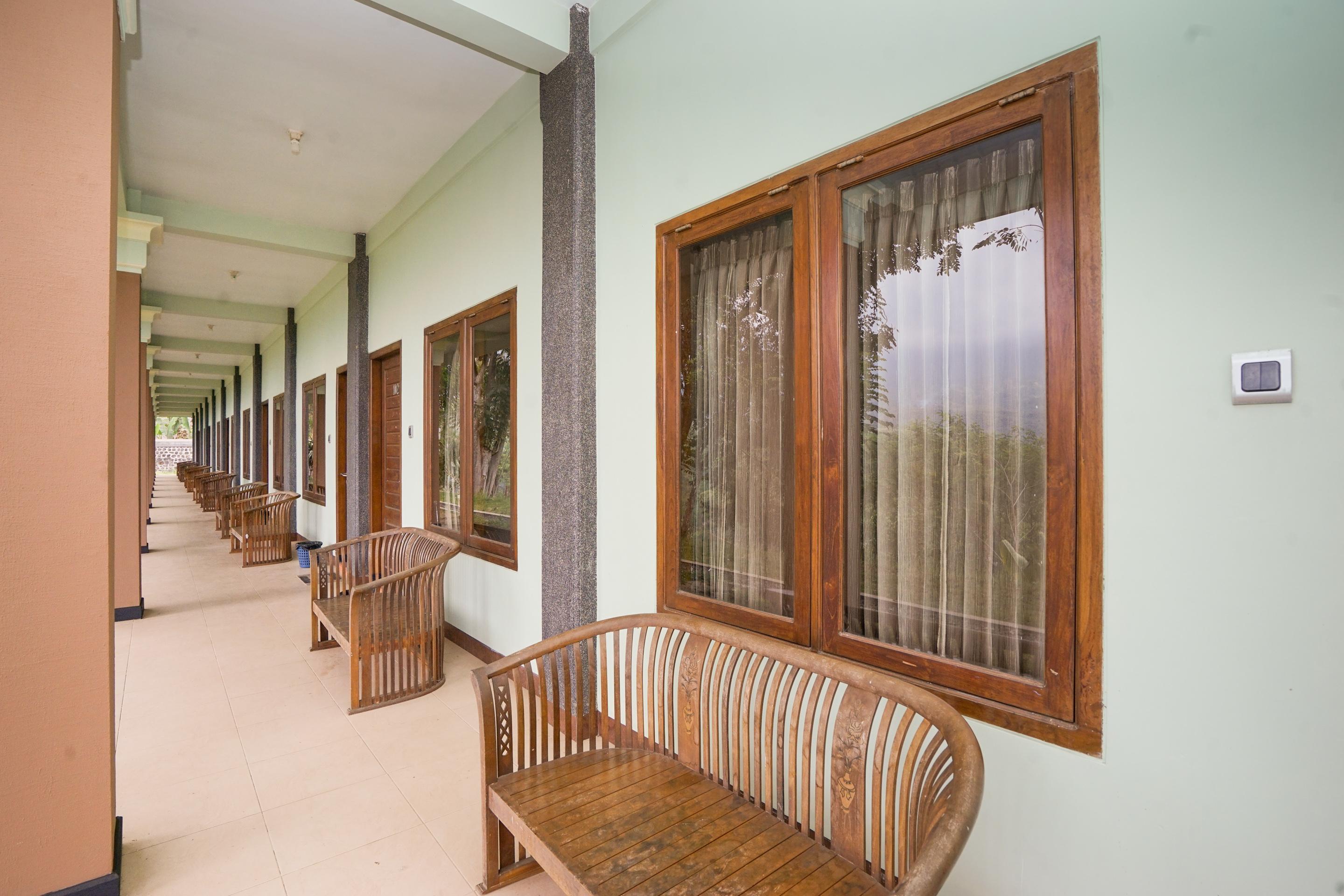 Hotel Bumi Bermi Permai Near Bermi Eco Park Mitra Reddoorz Probolinggo Exteriér fotografie